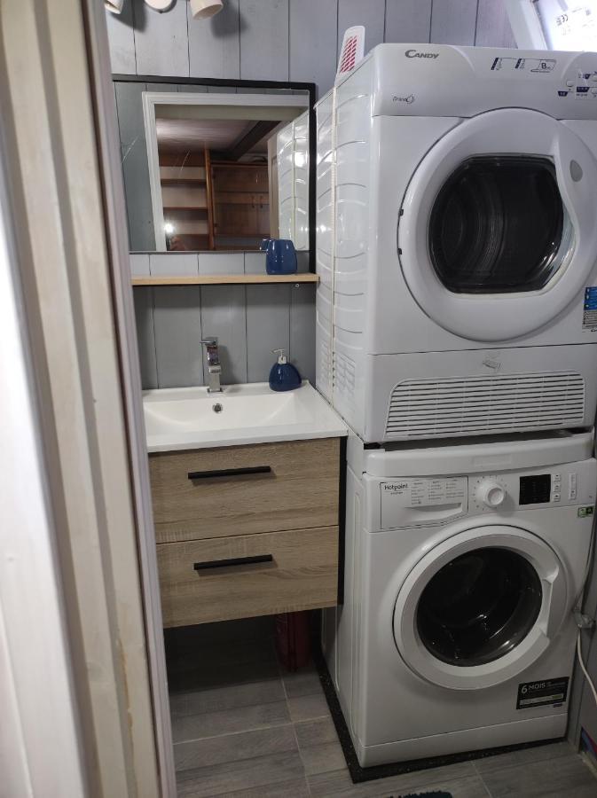 Studio Independant Dans Un Maison Apartment Saint-Denis  Bagian luar foto